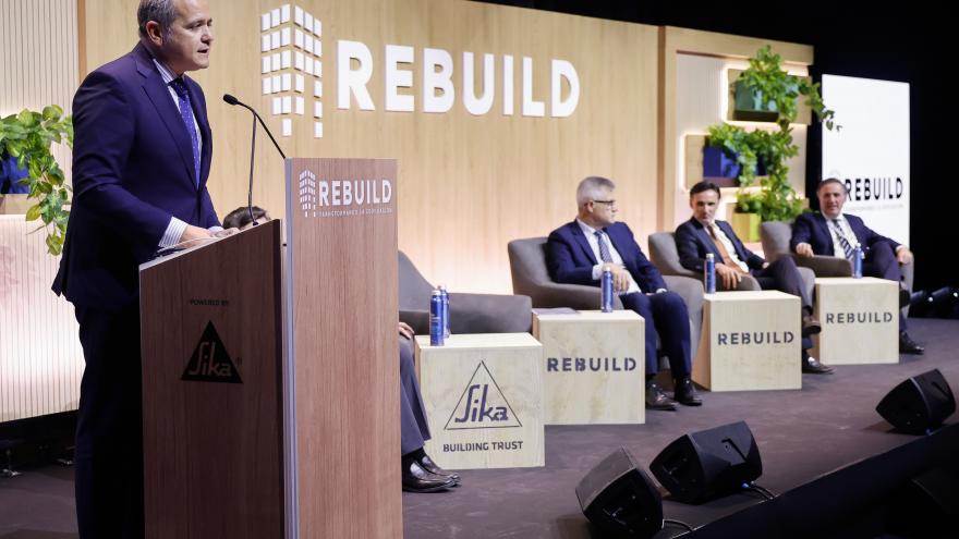 La Comunidad de Madrid destaca la construcción industrializada como eje de sus proyectos de vivienda e infraestructuras en la feria Rebuild El consejero Rodrigo