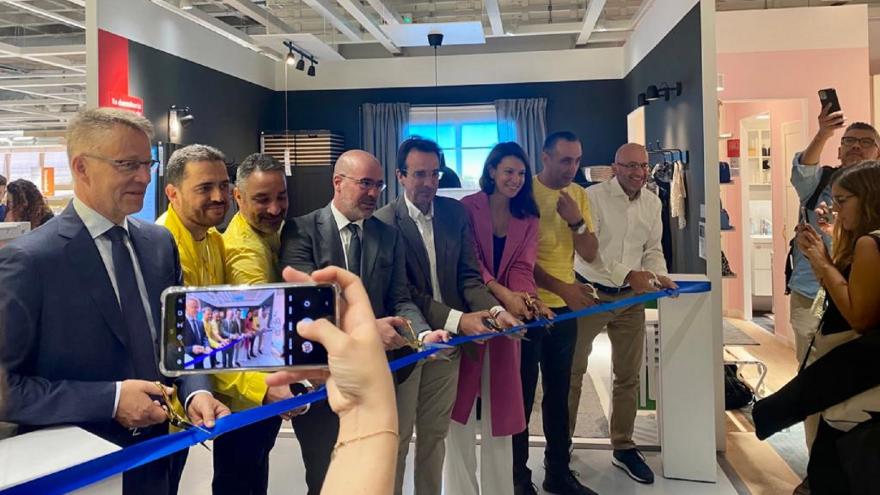 la directora general de Comercio, Consumo y Servicios ha participado en la inauguración de la nueva tienda de IKEA en Leganés