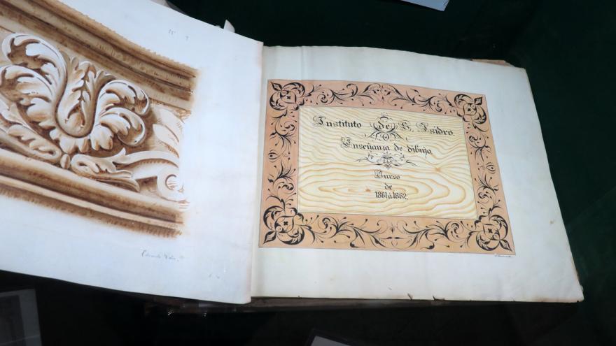 Vista de Estudio y catalogación de los materiales