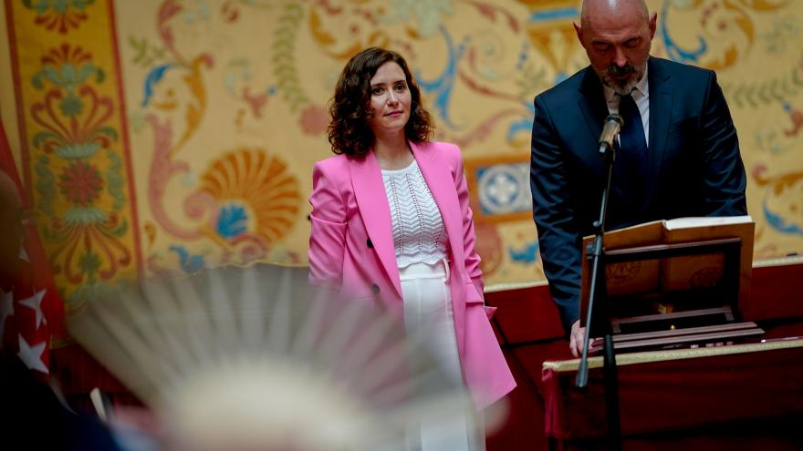 La presidenta durante la toma de posesión de Joaquín Goyache 