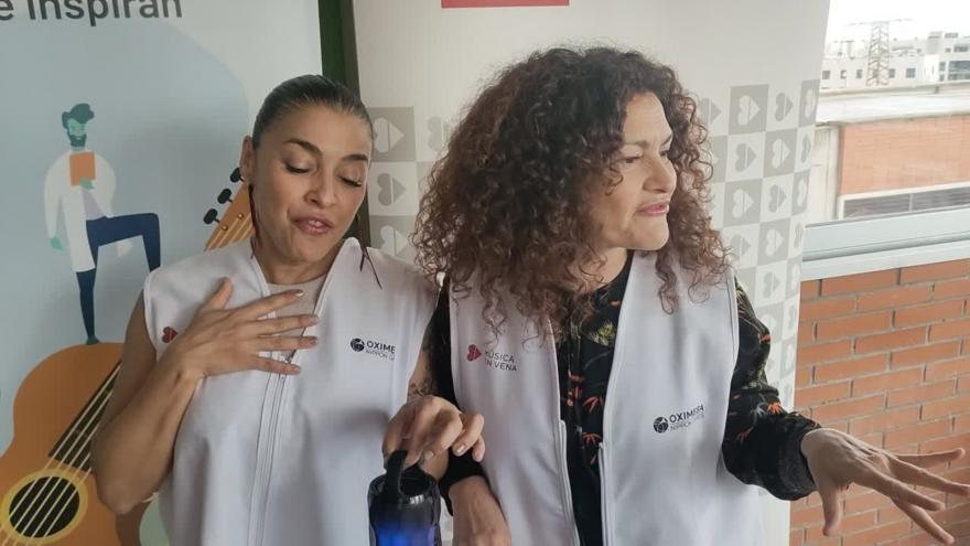 Jazz Sisters actuando en Hospital Severo Ochoa para pacientes oncológicos en Navidad 2024