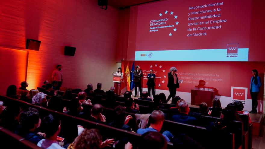 El viceconsejero durante la entrega de los premios