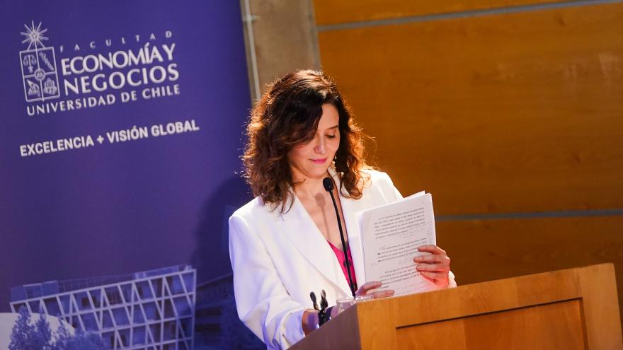 La presidenta Isabel Díaz Ayuso en la Universidad de Chile