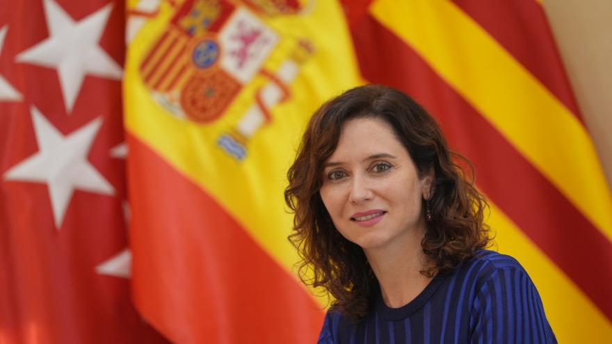 La presidenta junto a la alcaldesa de Valencia