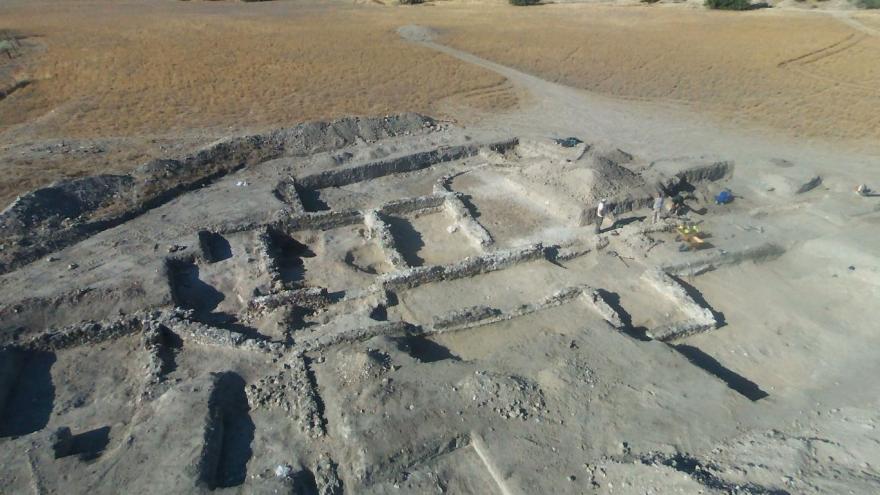 Vista aérea del yacimiento La Torrecilla durante los trabajos de excavación vista aérea de un yacimiento arqueológico