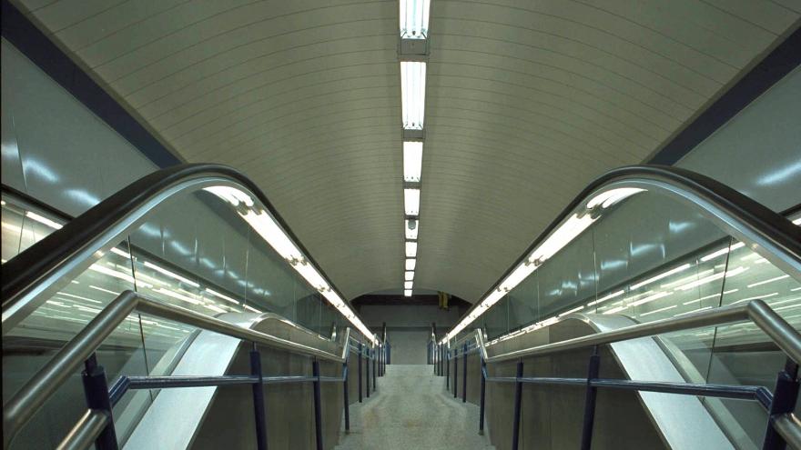 Cañones comunicación entre Línea 5 y Pasillo Verde Ferroviario Cañones comunicación entre Línea 5 y Pasillo Verde Ferroviario