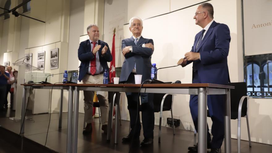 La Comunidad de Madrid inaugura una exposición-homenaje a ‘El Viti’ en Las Ventas