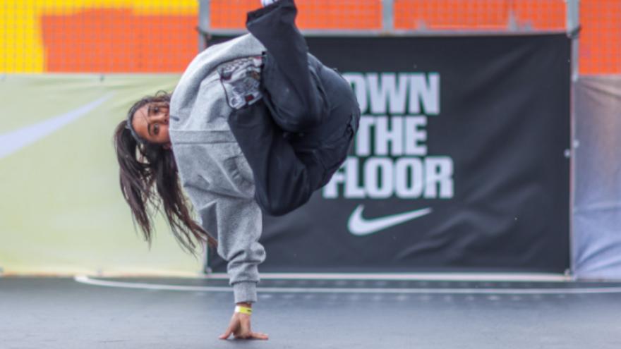fotografía de Ana Furia bailando