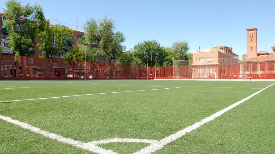 Campo de fútbol en las instalaciones deportivas San Vicente de Paúl