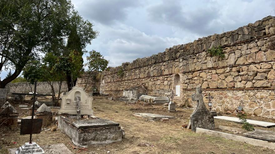 El cementerio viejo