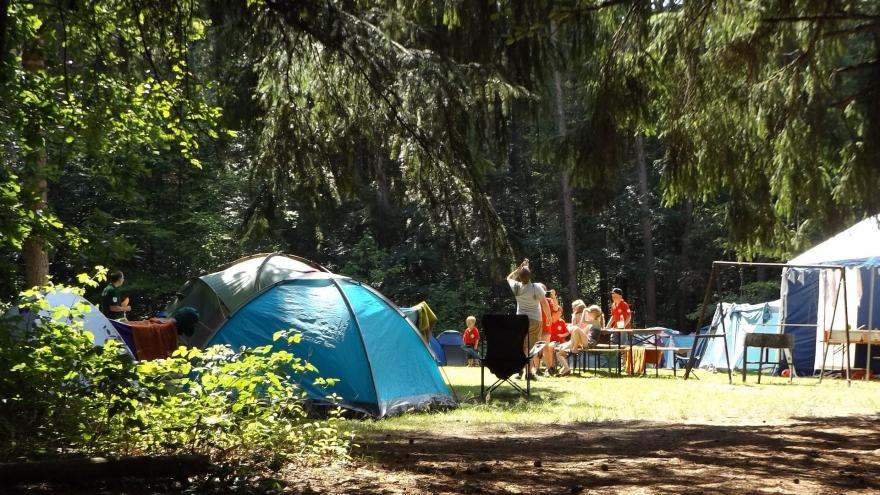 camping con gente