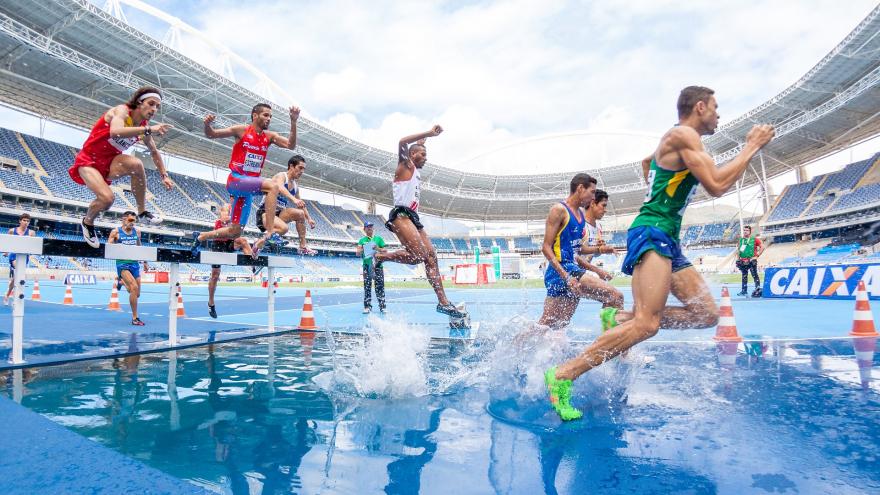Personas corriendo