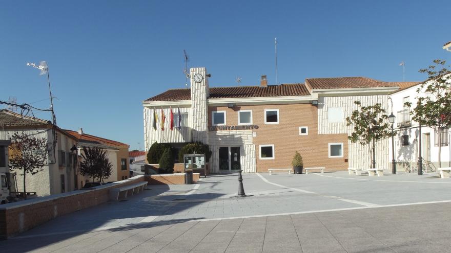 Plaza de la Constitución en Villanueva de Perales Adecuacón de la Plaza de la Constitución en Villanueva de Perales