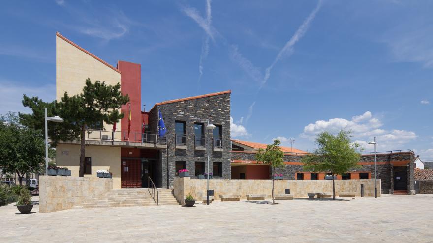Exterior Ayuntamiento de Patones