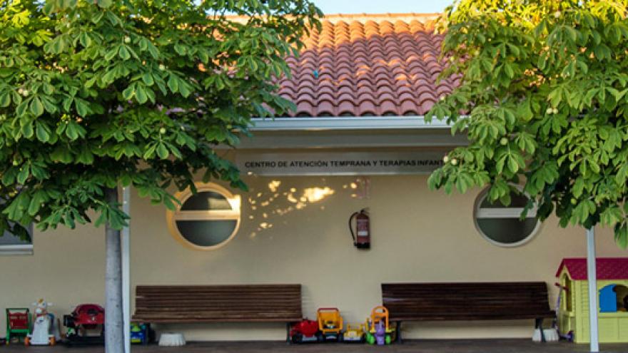 Fachada del Centro de Atención Temprana (CAT) JARDINES DE ESPAÑA