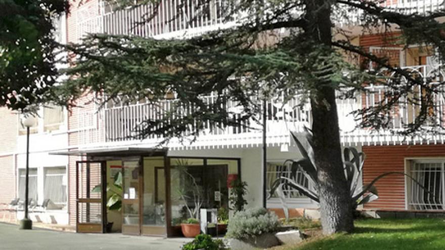 Fachada del Centro de Día de Soporte Social (CD) Moncloa-Aravaca y Residencia (MR) Aravaca para personas con enfermedad mental