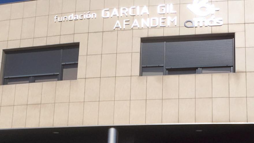 Fachada de la Residencia y Centro de Día Nuevo Parque Polvoranca - Grupo AMÁS