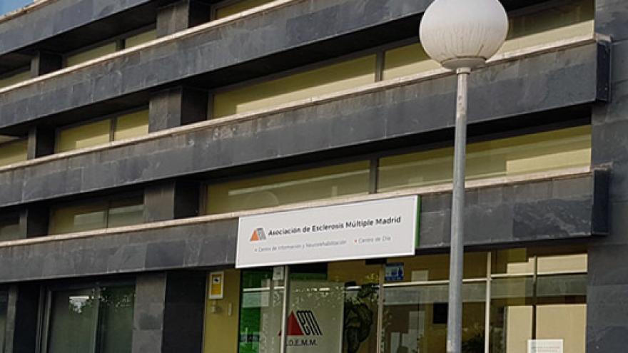 Fachada del Centro de Rehabilitación ADEMM