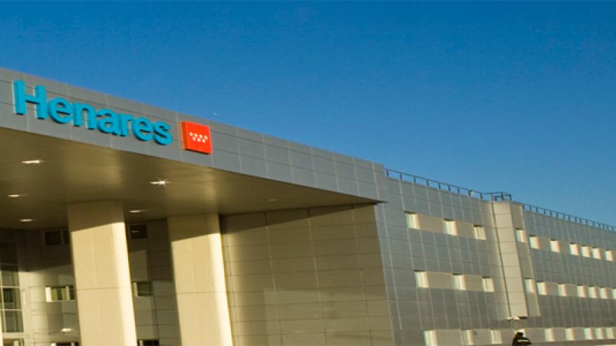 foto del exterior del hospital del Henares
