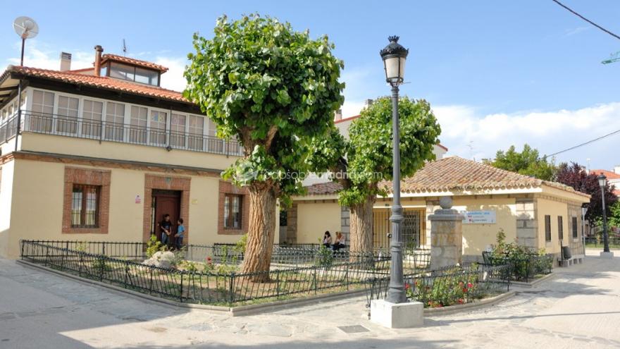 Exterior Centro Lectura Navalafuente