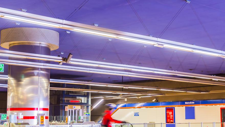Imagen de cabecera #0 de la página de "La Comunidad de Madrid cifra en 1.500 el número de ciudadanos que accedieron en bicicleta a la red de Metro por el Día Mundial sin Coches"