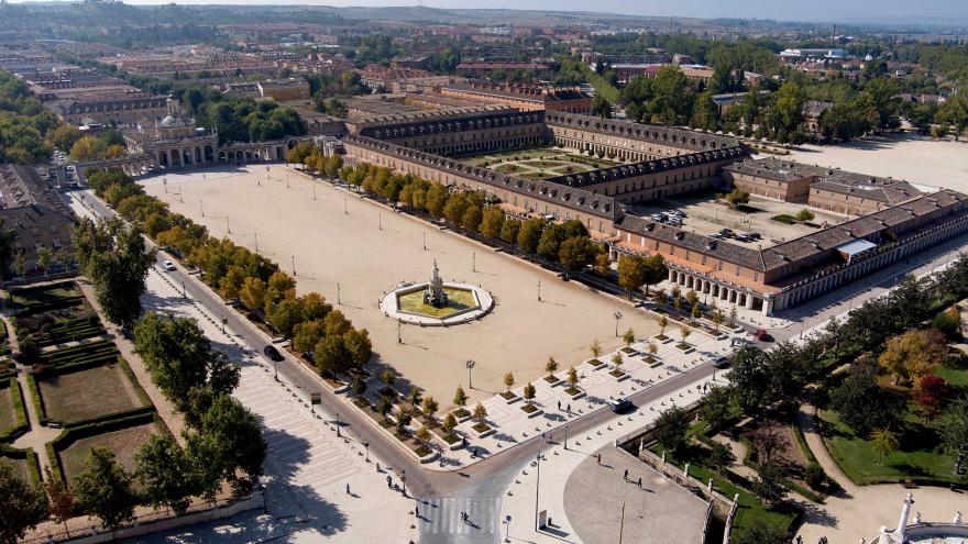 Plaza de San Antonio - Aranjuez Aranjuez - Plaza de San Antonio