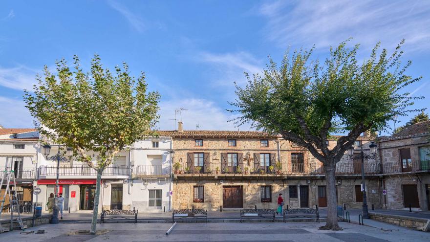 Plaza de la Corredera - Cadalso de los Vidrios Cadalso Plaza