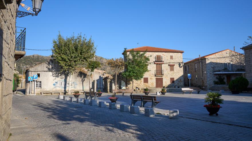 Plaza de la Constitución - Zarzalejo Zarzalejo - Plaza de la Constitución