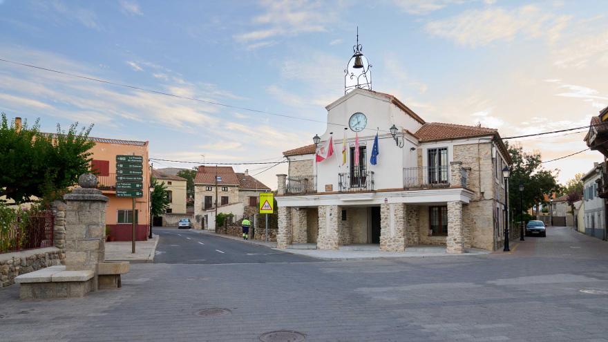 Alameda del Valle - Plaza Santa Marina