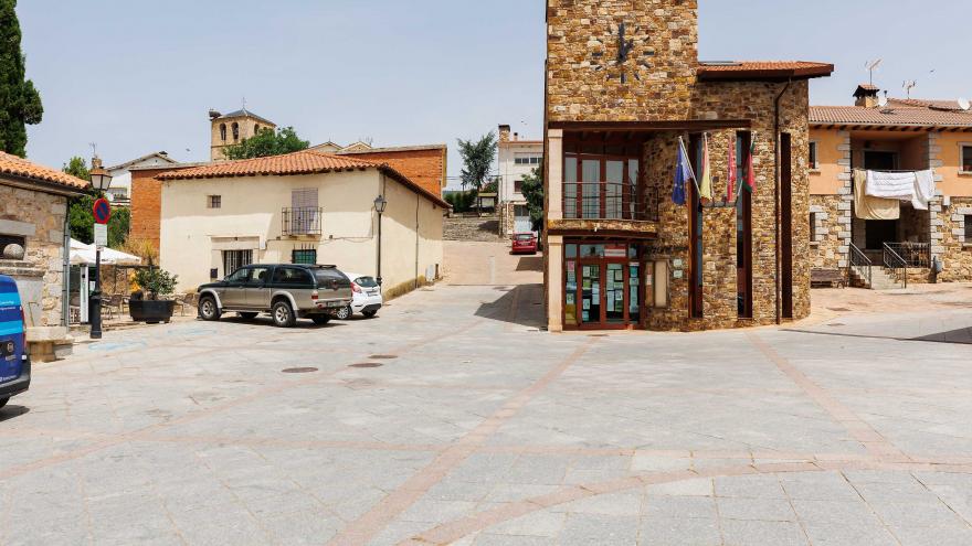 Plaza del Ayuntamiento - Braojos Braojos - Plaza del Ayuntamiento