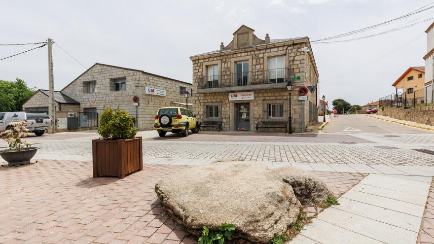 Plaza de la Concordia - La Cabrera La Cabrera - Plaza de la Concordia