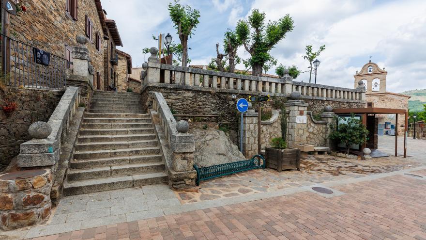 Plaza de San Miguel - La Hiruela La Hiruela - Plaza de San Miguel