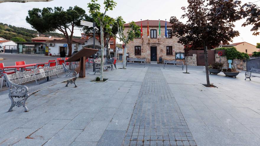 Plaza de la Villa - Redueña Redueña - Plaza de la Villa