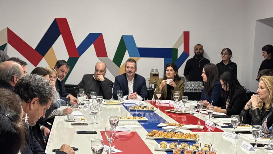 De Paco Serrano en un Encuentro institucional con autoridades de Argentina