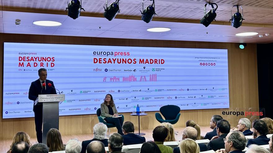 El consejero Carlos Novillo durante los Desayunos Madrid de Europa Press