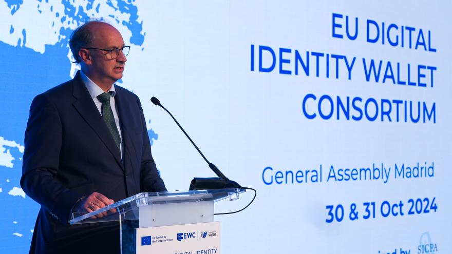 El consejero López-Valverde en la Asamblea General del Consorcio Europeo de Monederos Digitales 