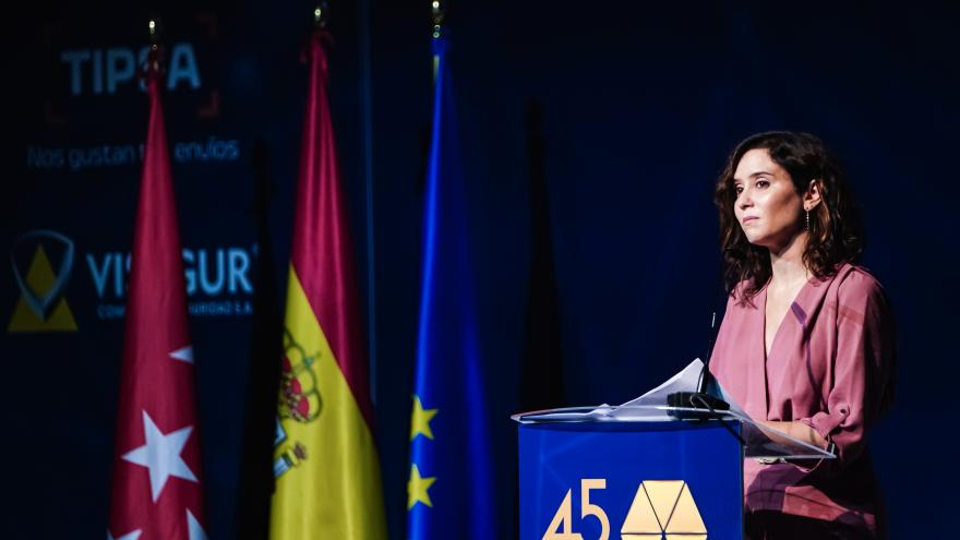La presidenta en el atril 