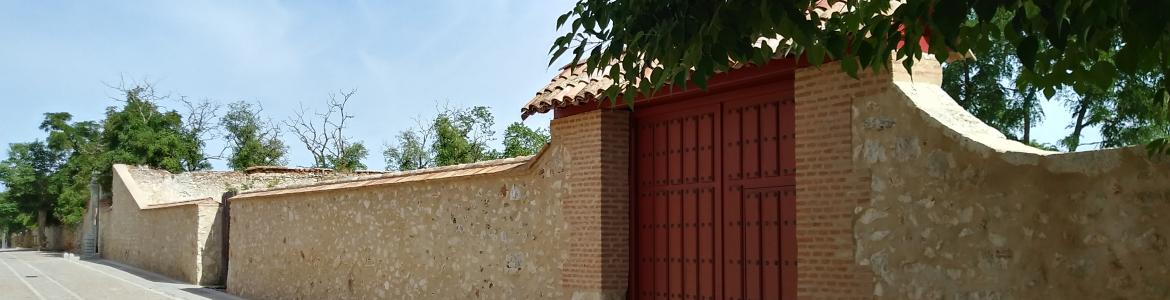 tapia de los establos del Palacio de Goyeneche tras su restauración restauración tapia establos Goyeneche