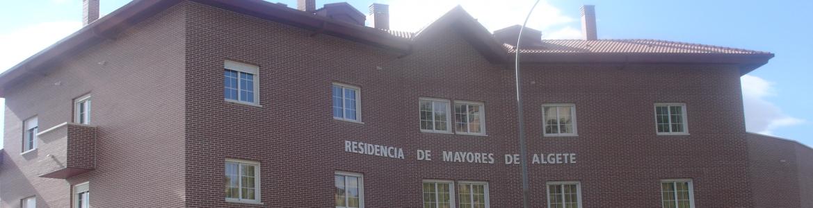 Exterior residencia de personas mayores