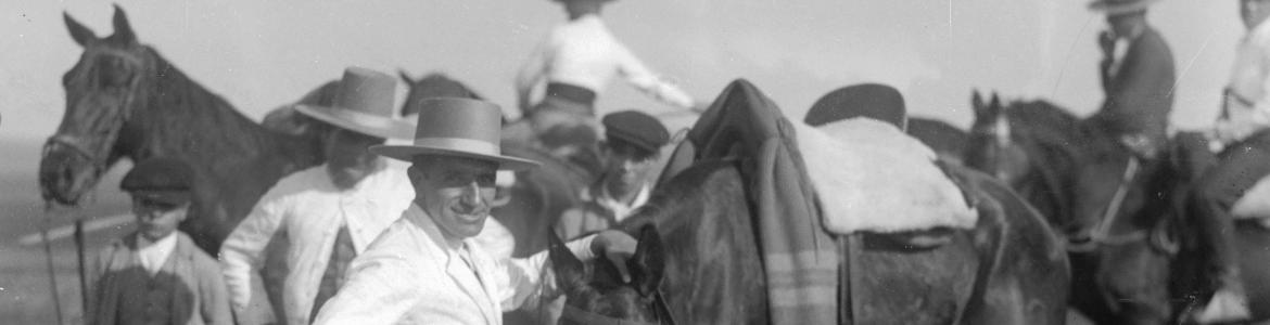 Juan Belmonte en un día de acoso y derribo. Foto de Vandel Juan Belmonte en un día de acoso y derribo. Foto de Vandel