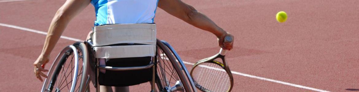 Deportista en silla de ruedas
