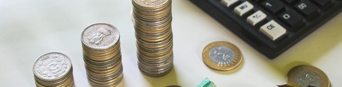 economía sumergida imagen de monedas - economía sumergida