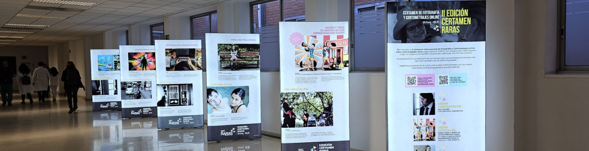 Exposición II Certamen Raras Exposición de paneles con fotografías