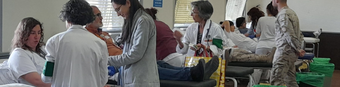 Imagen de participantes en el XXV Maratón de Donación de Sangre del Hospital Universitario Ramón y Cajal