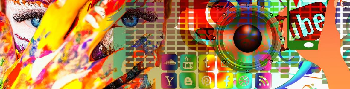 Collage de muchos símbolos de medios sociales de comunicación a través del móvil