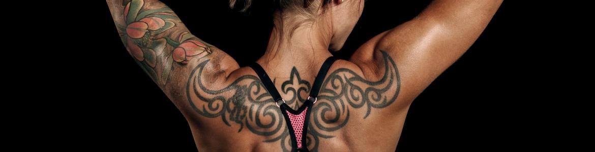 Tatuaje Tatuaje de una espalda de una chica