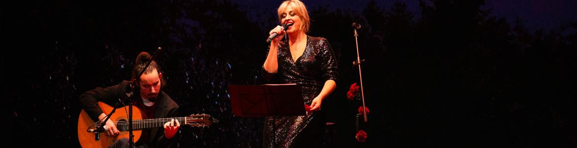 Ellas mienten como mienten los boleros - INÉS LEÓN