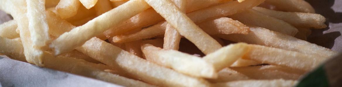 Patatas fritas corte bastones