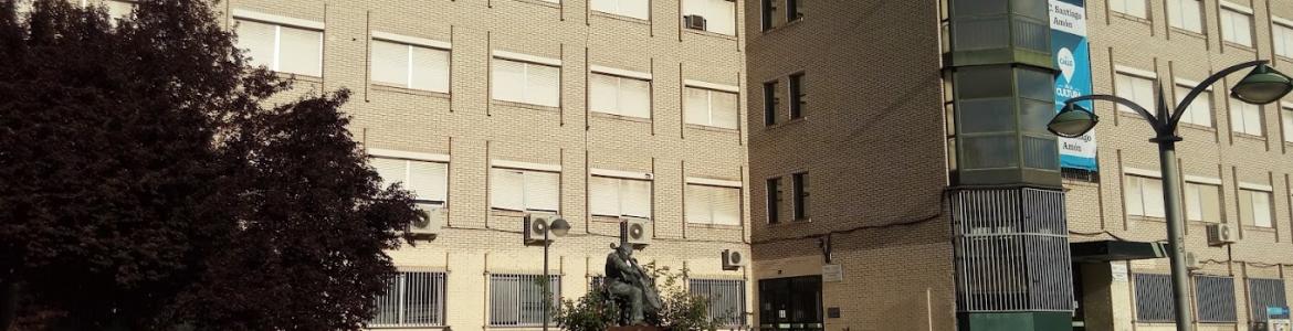 Exterior Biblioteca Santiago Amón Leganés Central  Plaza Pablo Casals, 1