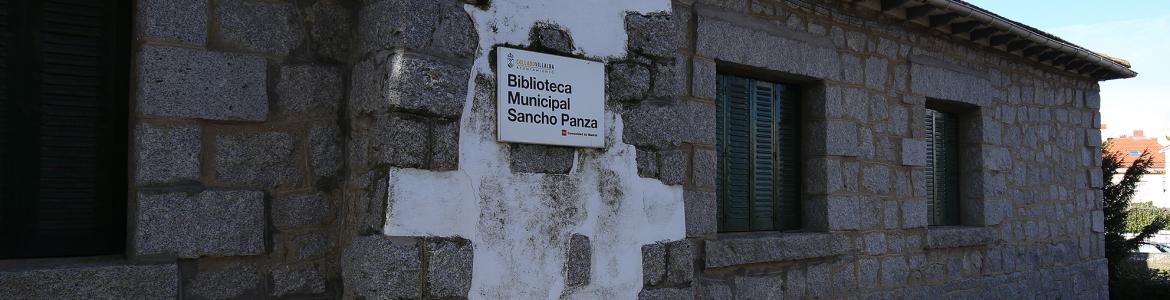 Exterior Biblioteca SAncho Panza de Collado Villalba